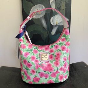 Dooney & bourke petunia Small bucket bag